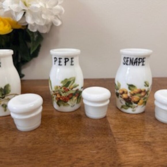 Vintage Italian Milk Glass Spice Jars Cannella Pepe Senape Fruit Opalex Style - Picture 7 of 8